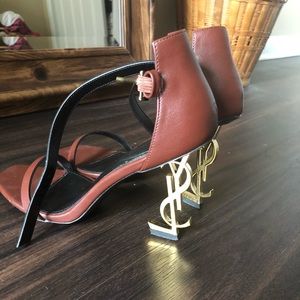 Ysl heels, in excellent condition worn twice